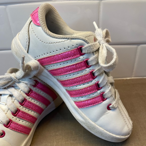 Girls K-Swiss Classic Sneakers with Sparkly Pink Stripes size 12 - Picture 2 of 10